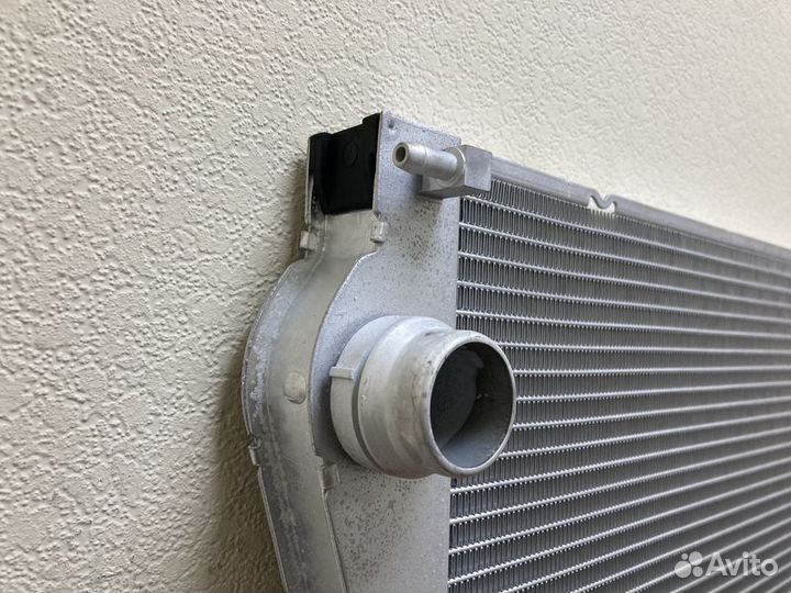 Радиатор охл. дв. BMW X5 (E70) 06