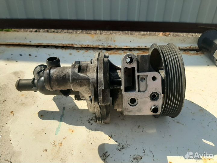 Продам водяной насос