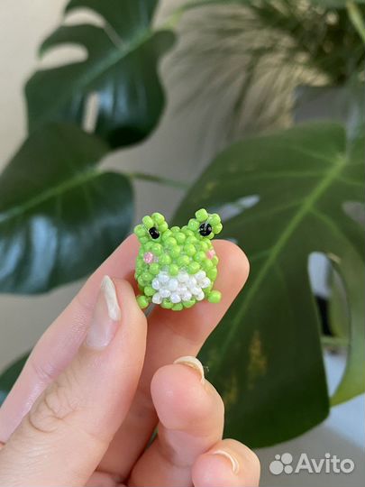 Лягушонок из бисера