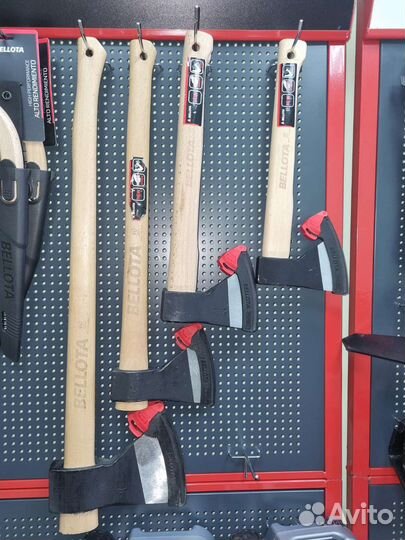 Топоры (Испания)