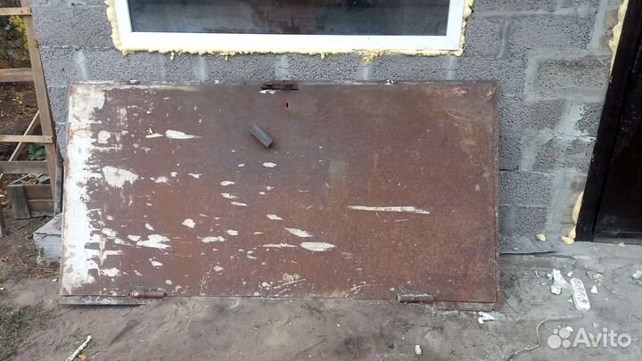 Дверь металлическая