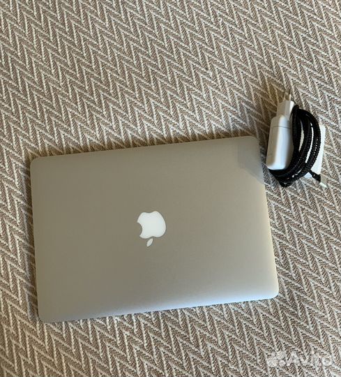 Apple macbook pro 13