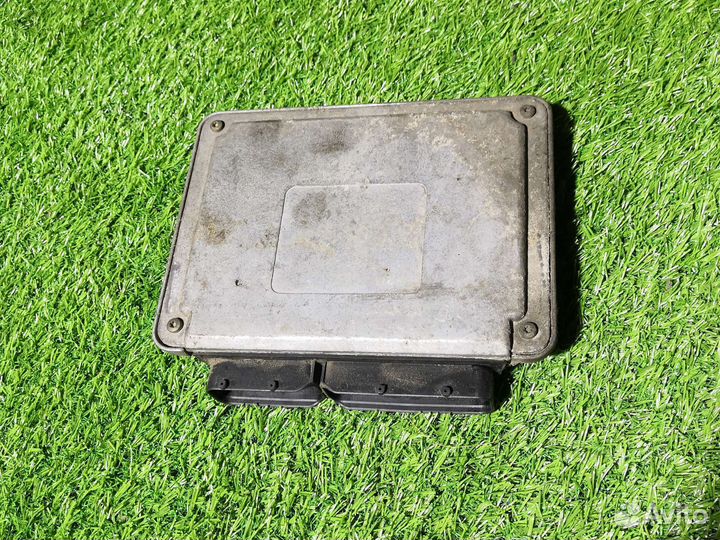 Блок управления двигателем Skoda Fabia 1.4 AUB