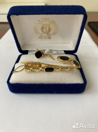 Комплект (запонки, зажим для галстука, фрачник)