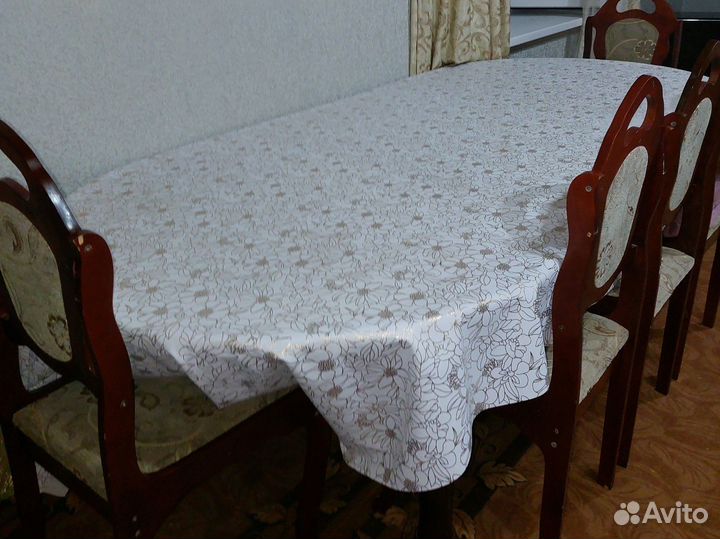 Стол и стулья комплект бу