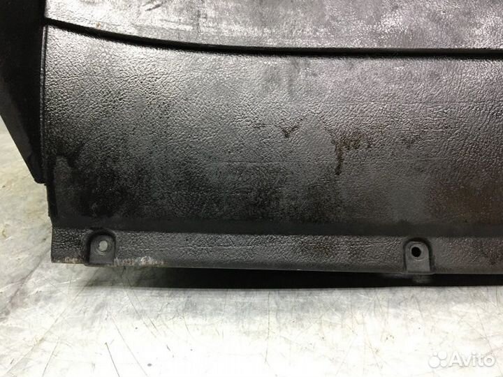 Бардачок Volkswagen Bora 1997-2005 седан 1.6 AEH