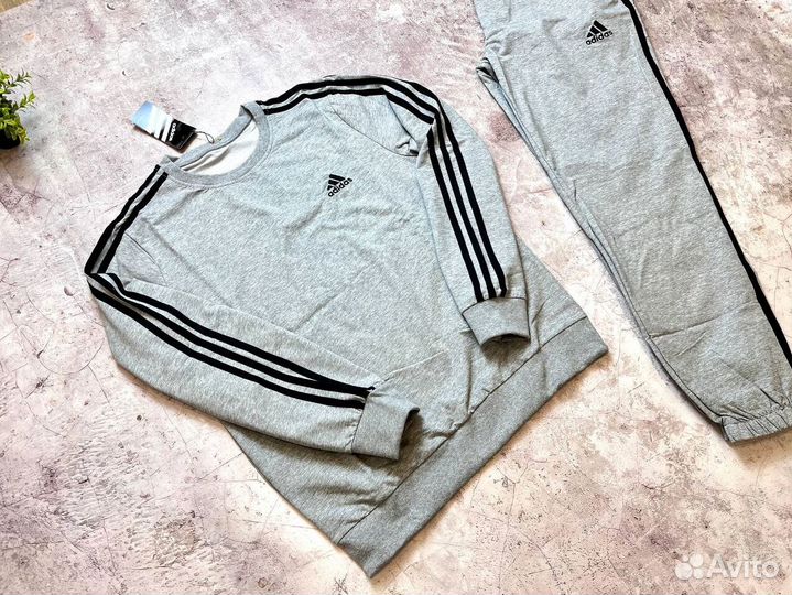 Спортивные костюмы Adidas