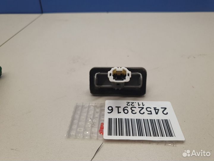 Фонарь подсветки номерного знака Toyota Prius W50