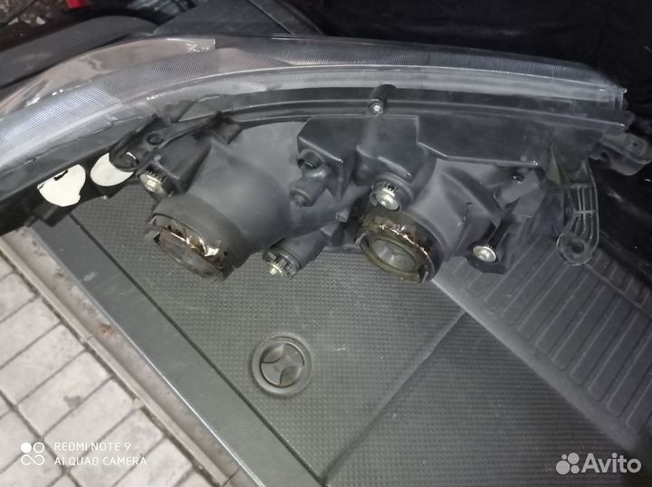 Фары на toyota land cruiser 200