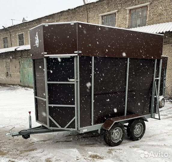 Прицеп коневоз