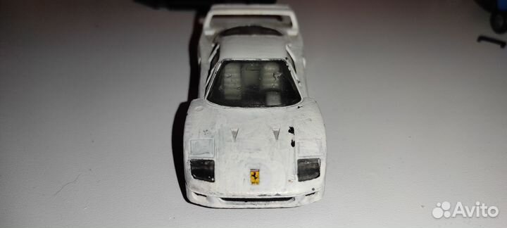 1:43 Ferrari F40