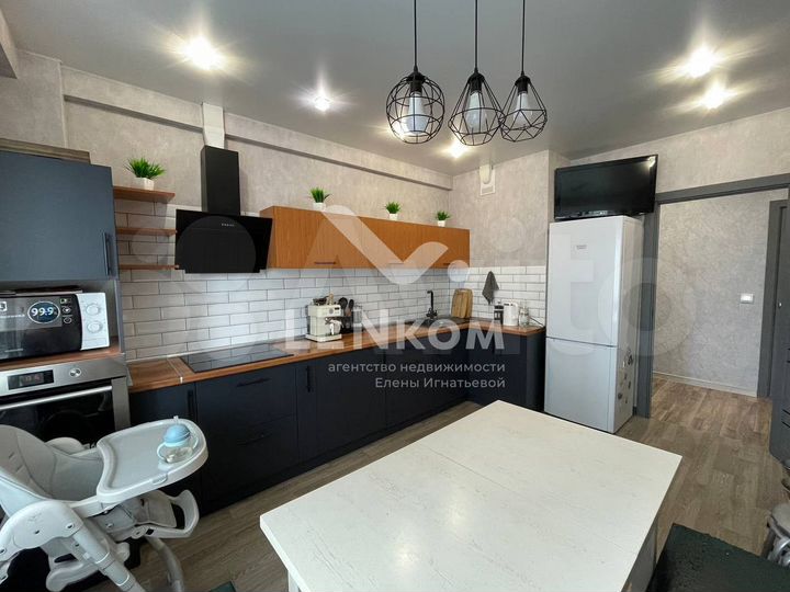 2-к. квартира, 66,6 м², 6/14 эт.