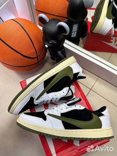 Кроссовки мужские nike air jordan1 retro