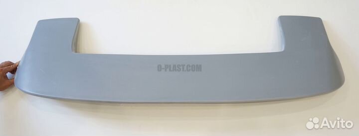 Спойлер на крышу Toyota Hilux Pick Up 2006-2015