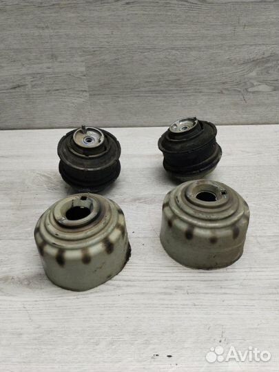 Подушка двигателя Mercedes Clk W209 M272 2006