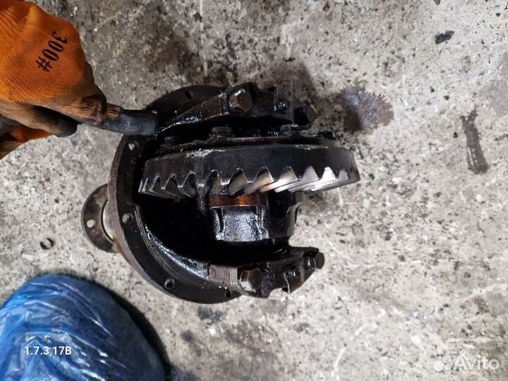 Задний редуктор nissan atlas h41