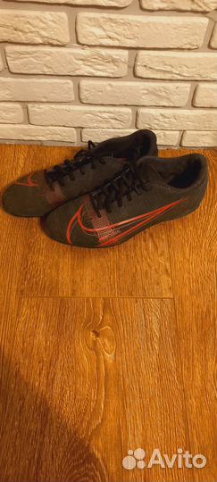 Футбольные бутсы nike 43р