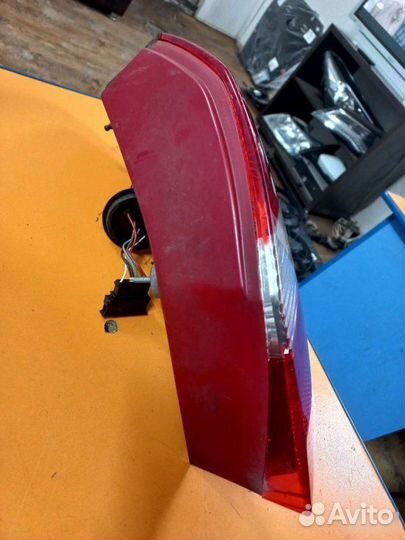 Фонарь правый Skoda Fabia 2