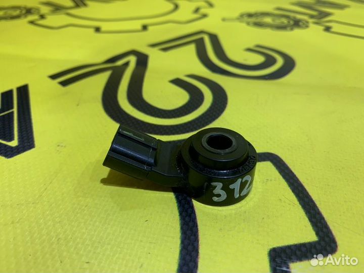 Датчик детонации Toyota Avensis AZT250 1azfse 2003