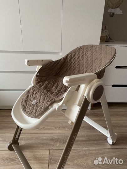 Стульчик для кормления Happy baby berny classic