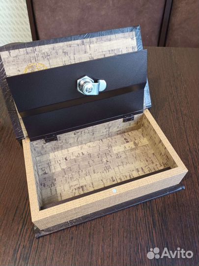 Шкатулка сейф