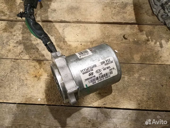 Мотор электро усилителя руля 563002W700