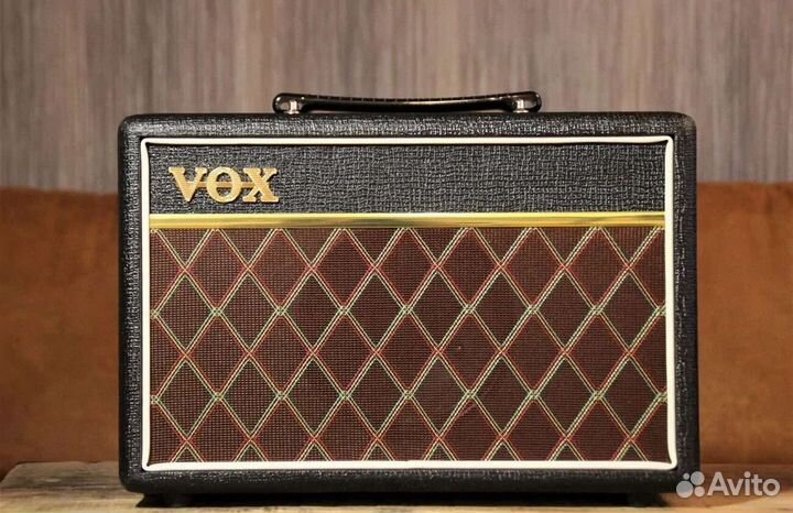 Бас комбоусилитель VOX pathfinder Bass 10