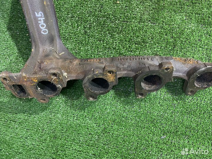 Выпускной коллектор Mercedes Vito W638