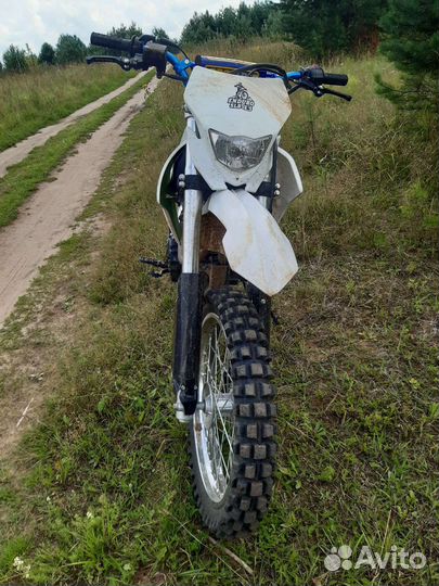 Motoland RZ 200