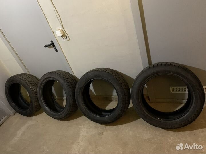 Bridgestone Blizzak VRX 215/55 R18 95S