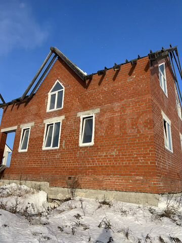 Дом 180 м² на участке 11 сот.