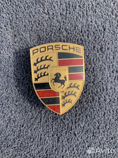 Эмблема Порше Кайен 955/957