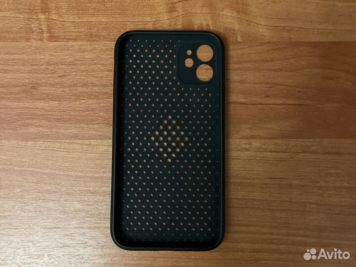 Чехол на iPhone 11