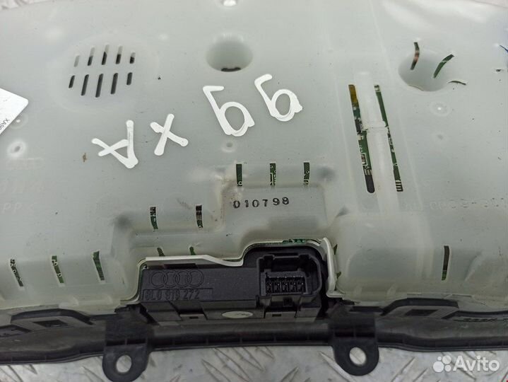 Панель приборная (щиток приборов) для Audi A4 B5