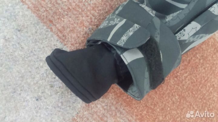 Горнолыжный костюм Goldwin на 42-44 размер