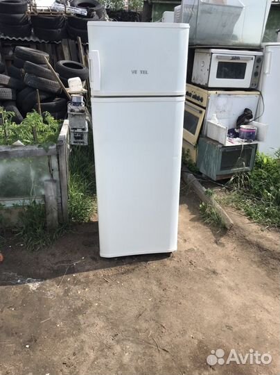 Холодильник Vestel
