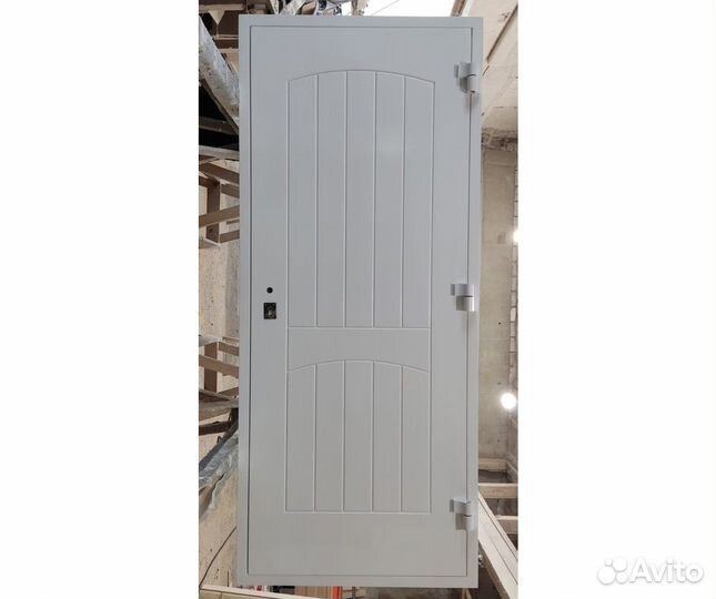 Дверь в дом/квартиру из дерева тёплая. Север-М7