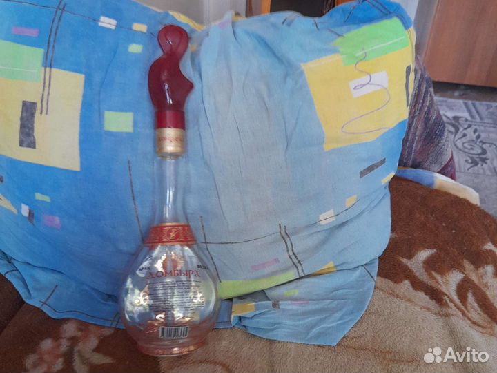 Винтажные декоративные бутылки