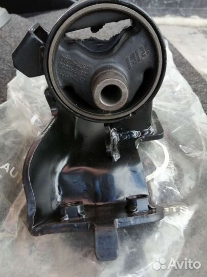 Подушка двигателя toyota corolla100