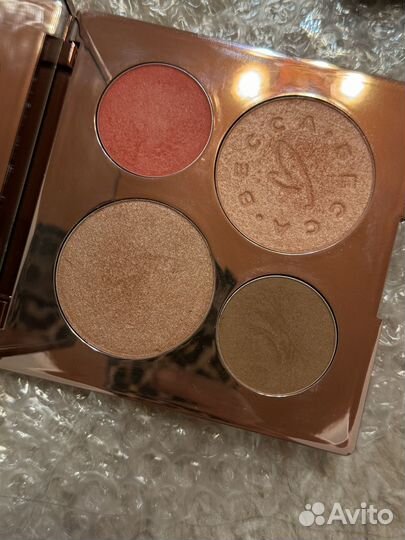 Becca x Chrissy Teigen - Glow Face Palette