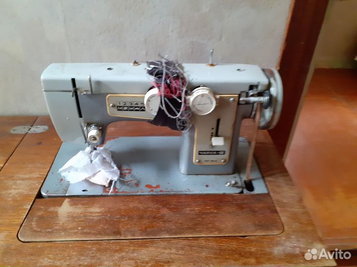Швейная машинка