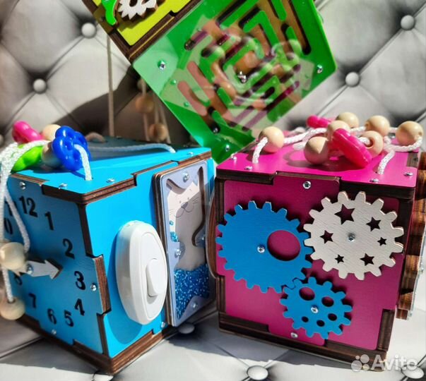 Бизиборд новый (развивающие игрушки)