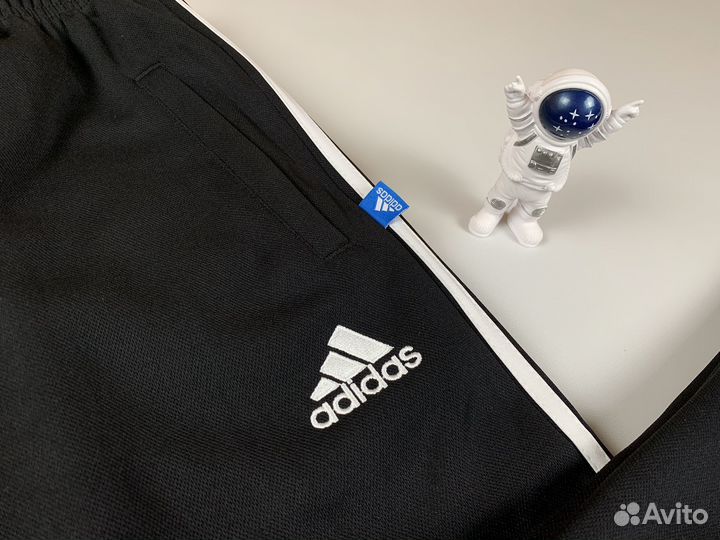 Спортивные штаны Adidas