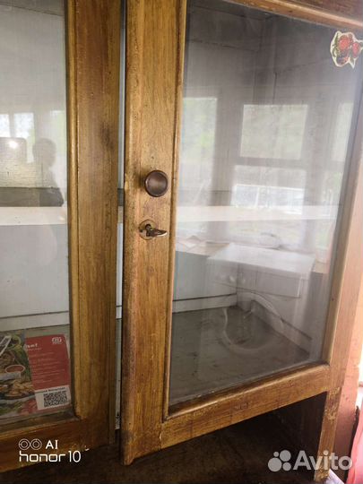 Старинный буфет