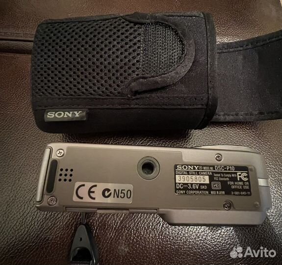 Видеокамера и фотоаппарат