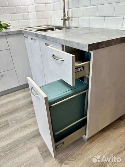 Угловая кухня на заказ. Производство в Челябинске