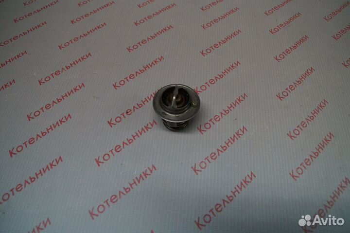 Nissan 21200-86J01 Термостат 82C