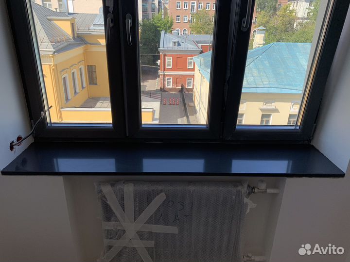 Подоконник из камня