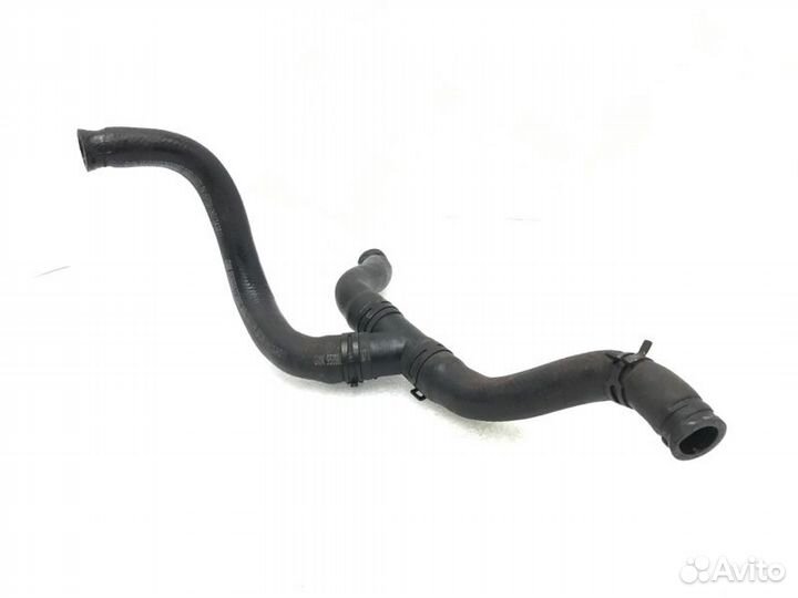 Патрубок системы охлаждения Chevrolet Cruze 1 1.8