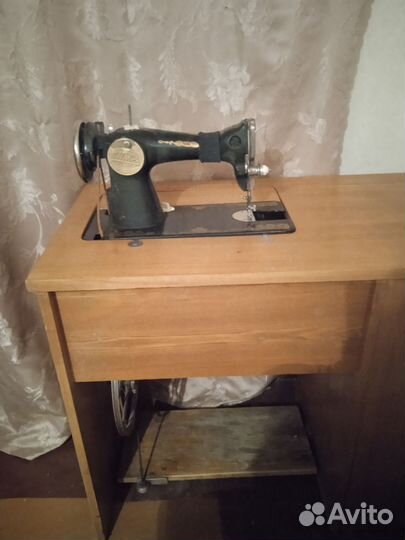 Швейная машинка подольск СССР